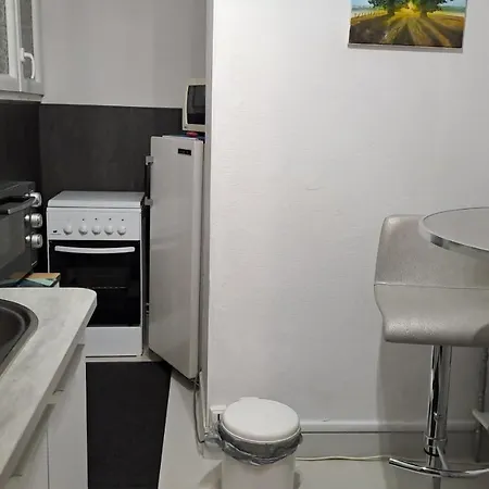 Studio * Aurillac